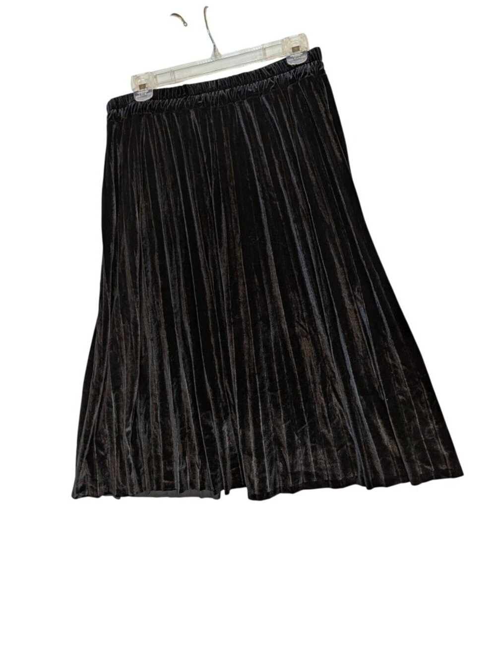 Velvet Pleated Midi Skirt In Black By Chouyatou - Size 1X